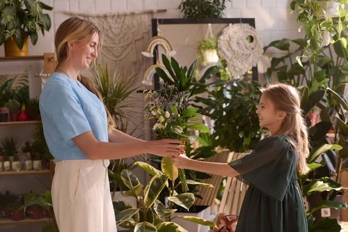 Gift Ideas for Plant Lovers for Every Preference