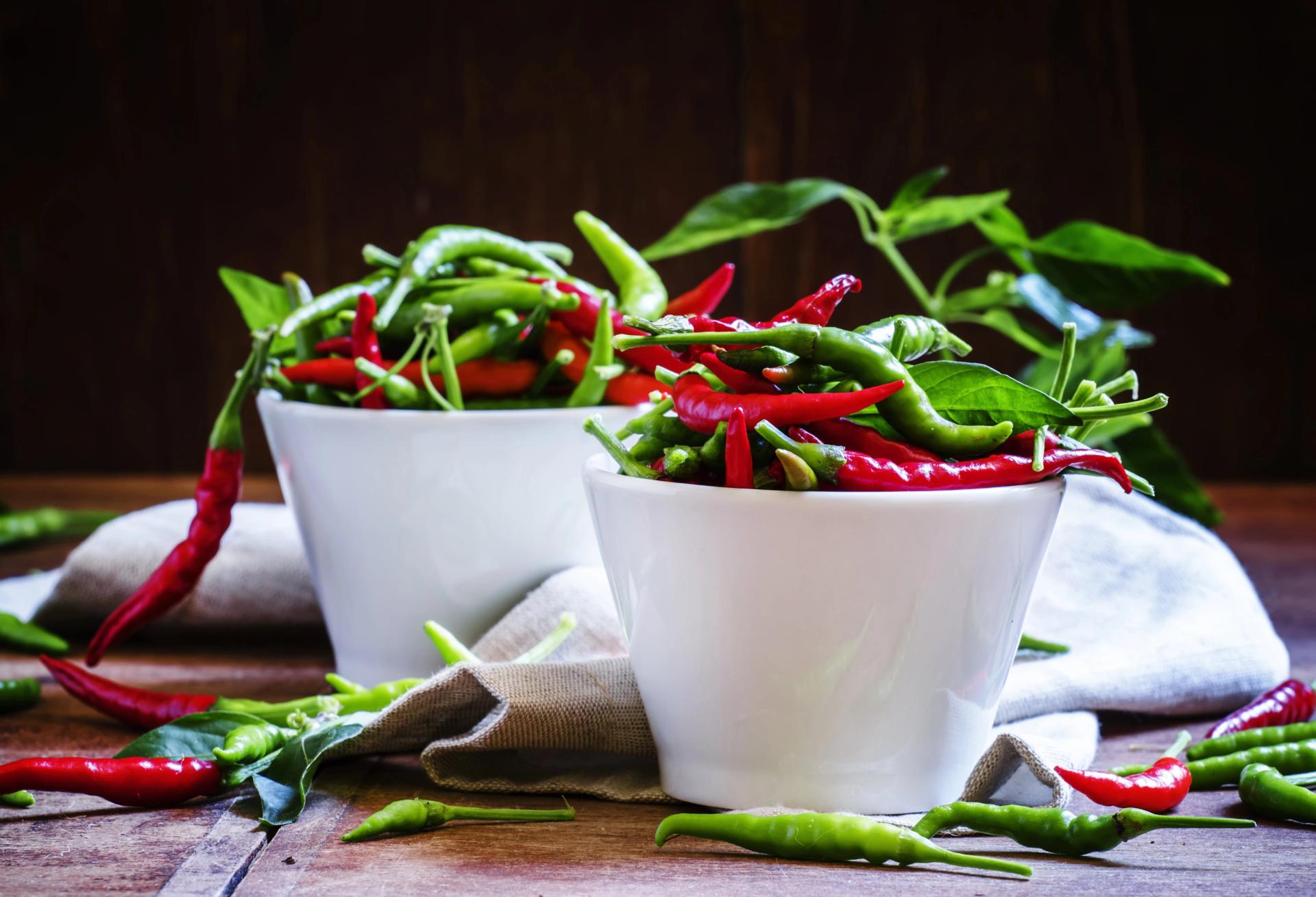 hot-peppers-2021-08-28-20-49-24-utc-min.jpg